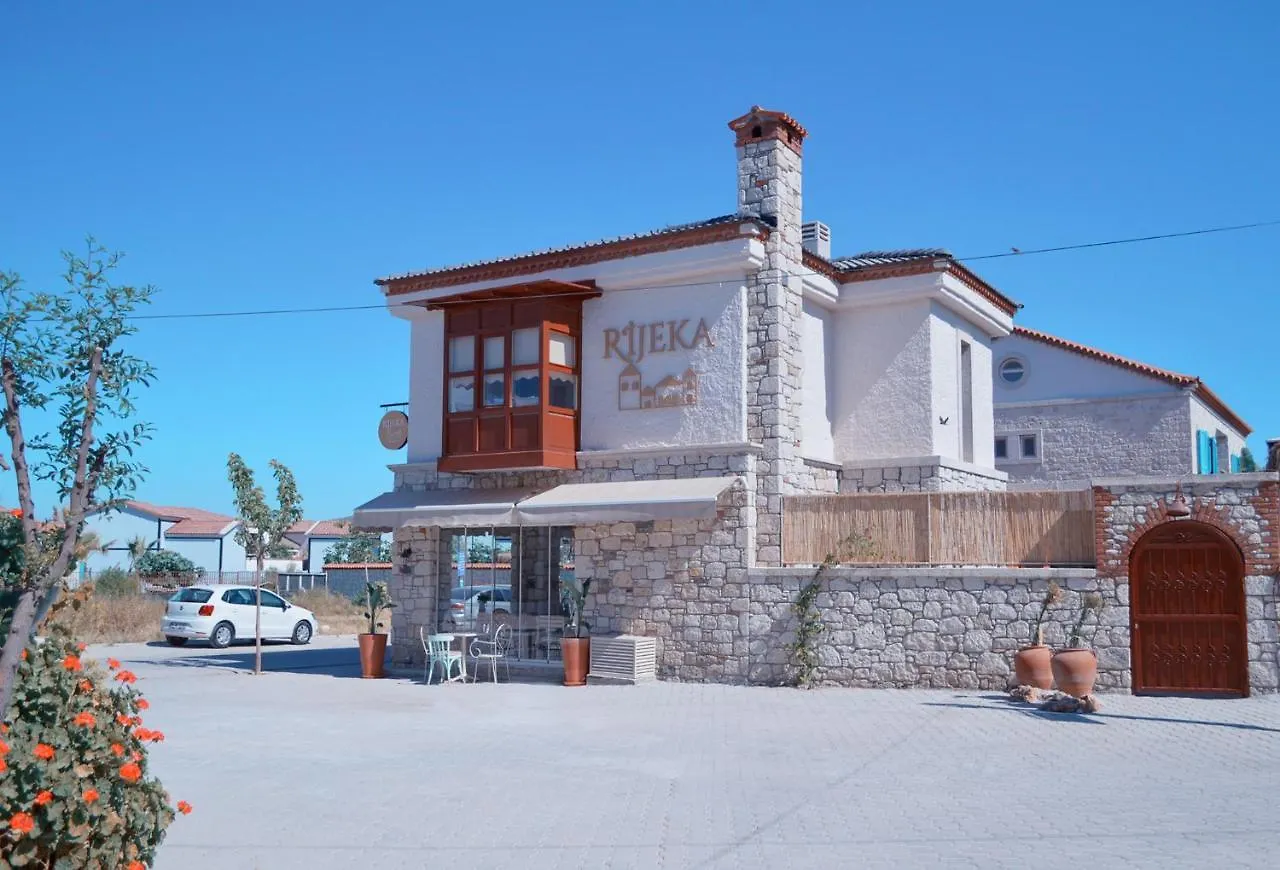 Rijeka Alacati Çeşme