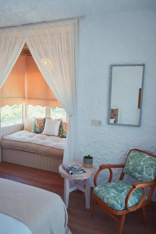 Rijeka Alacati Çeşme Hotel