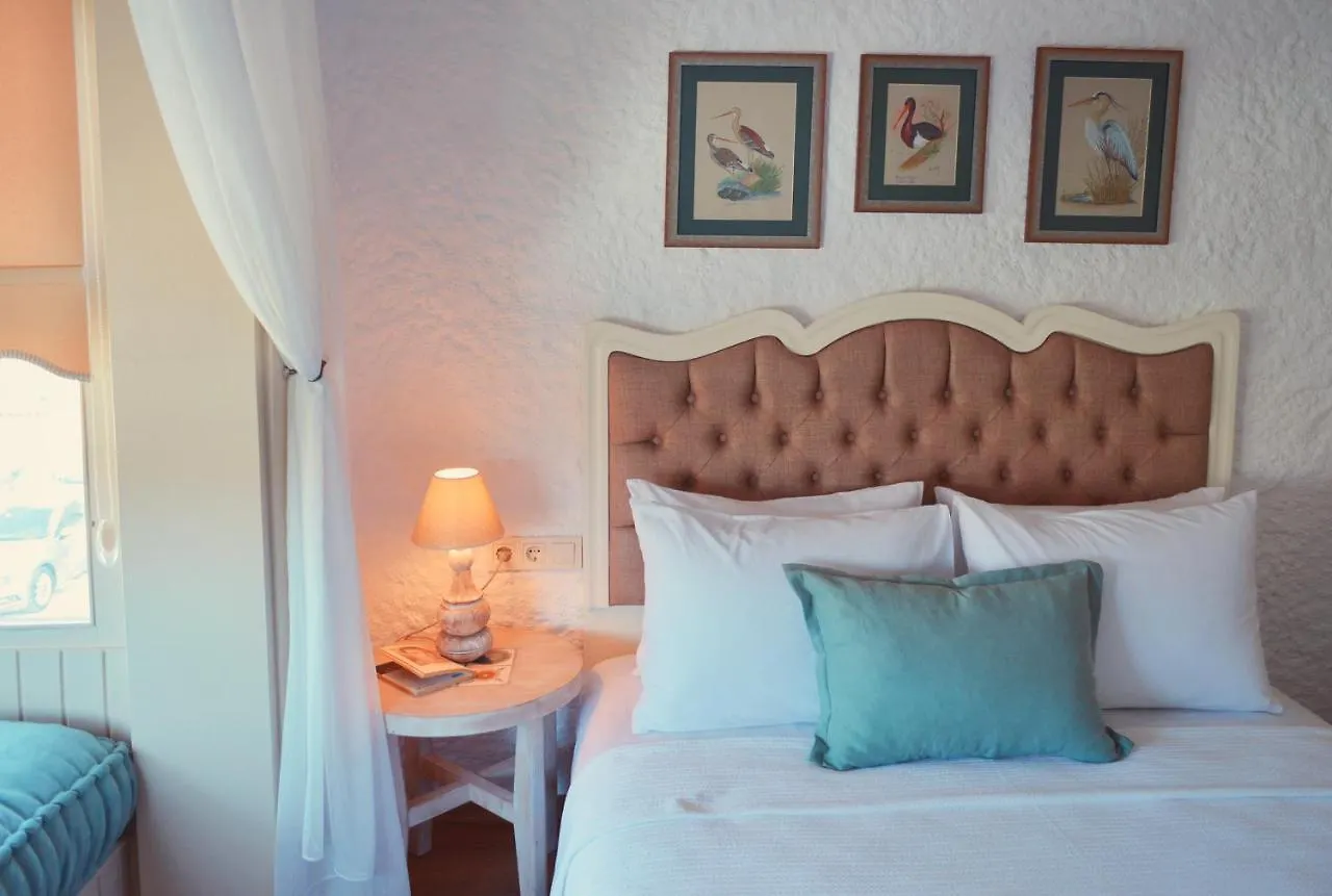 Rijeka Alacati Çeşme Hotel